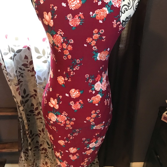 Marrón flower dress - Picture 3 of 3